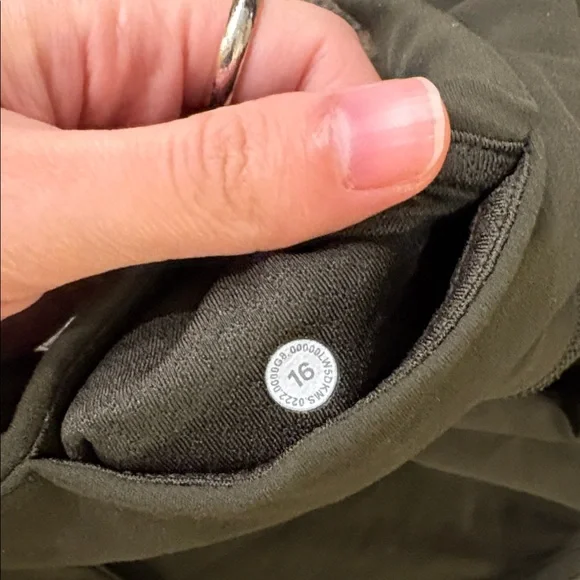 Lululemon Groove Super-High-Rise Flared Pant Nulu size 16 green - Picture 6 of 9